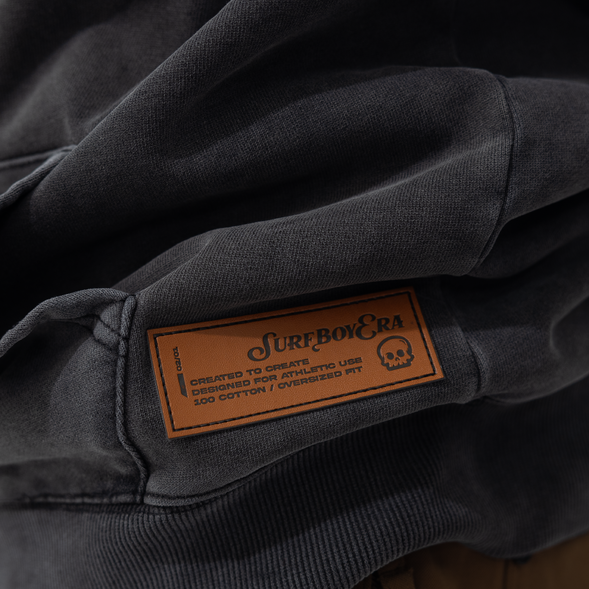 ESSENTIAL NO.4 Hoodie